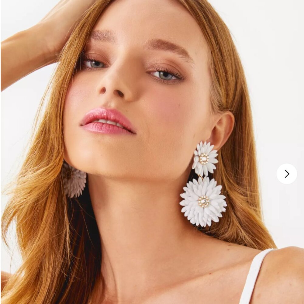 NWT Lilly Pulitzer Sunshine Statement Earrings white floral big long petals bag